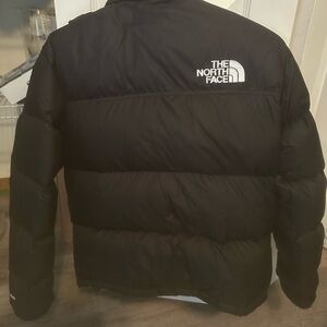 North face Size M women’s puffer black winter coat